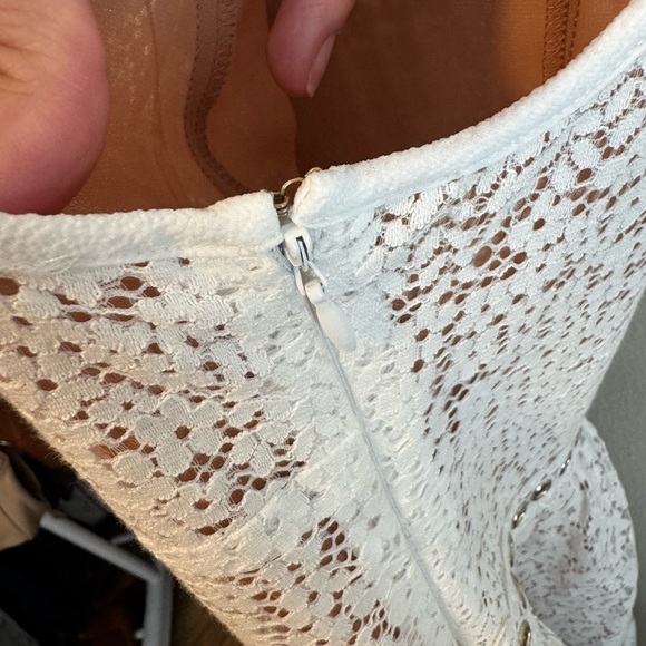 Michael Kors Lace Dress Size 4 - Picture 6 of 12